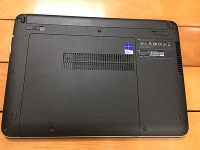HP Probook 430, i7-6500, Ram 8, SSD 240.13.3 inch