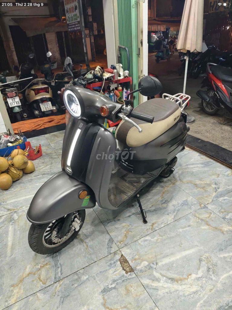 DK Bike Crea Mono 50c 2022 Xám cho học sinh đi học