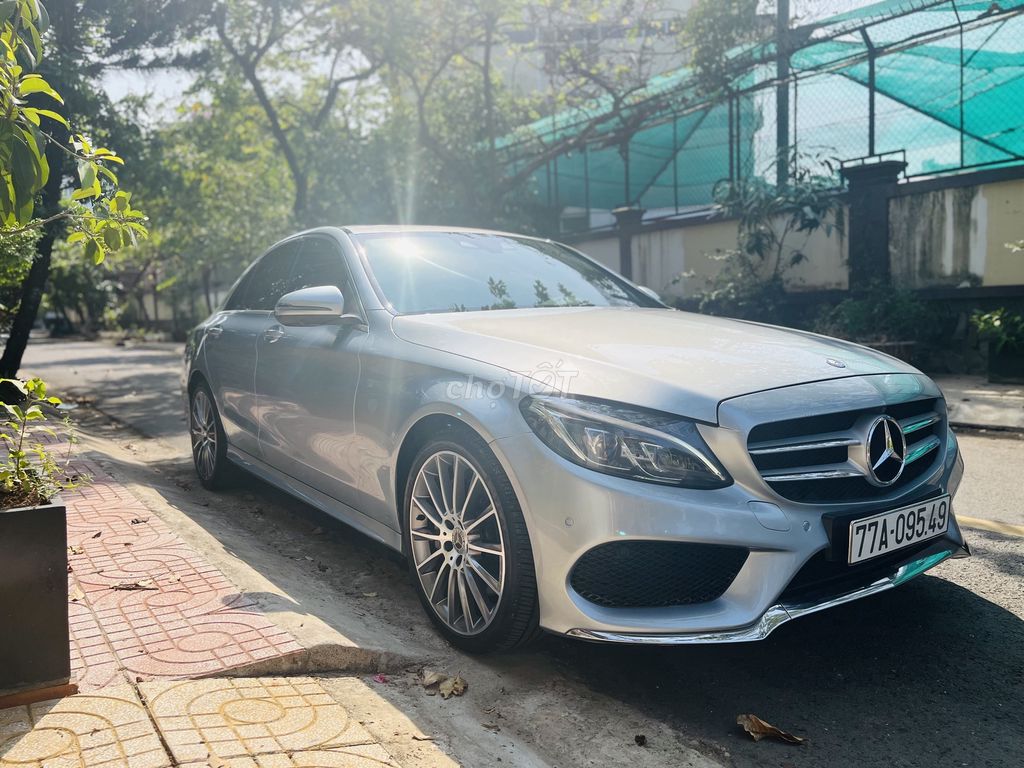 Mercedes Benz C Class 2017 C300 AMG - 118000 km