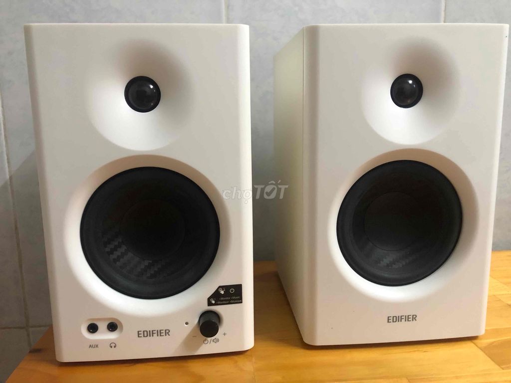 Loa Edifier MR4 Trắng Đã sử dụng. Mua bán Tivi, Âm thanh tại Thành phố Phan Thiết Bình Thuận được đăng bởi Nguyễn Thai Loc hình 1