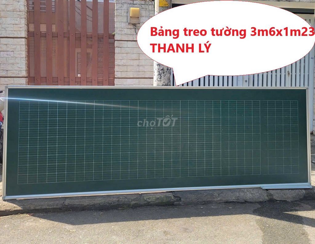 Bảng treo tường khung nhôm Xanh lá 3m6x1m23 cũ đẹp. Mua bán Đồ dùng văn phòng tại Quận Gò Vấp Tp Hồ Chí Minh được đăng bởi PHÚ NHÀN NỘI THẤT THANH LÝ SÀI GÒN hình 1