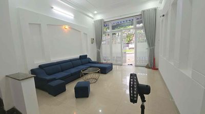 Аренда · 3 комн. · 85 м² · Quận Ngũ Hành Sơn, ул. Đường An Thượng 22