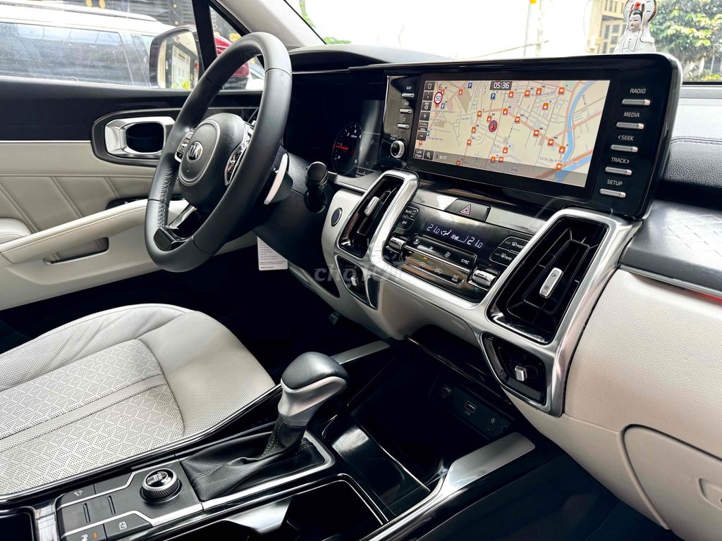 Kia Sorento 2.2D Luxury lăn bánh 2022. Mua bán Ô tô tại Quận 6 Tp Hồ Chí Minh được đăng bởi phát hình 15