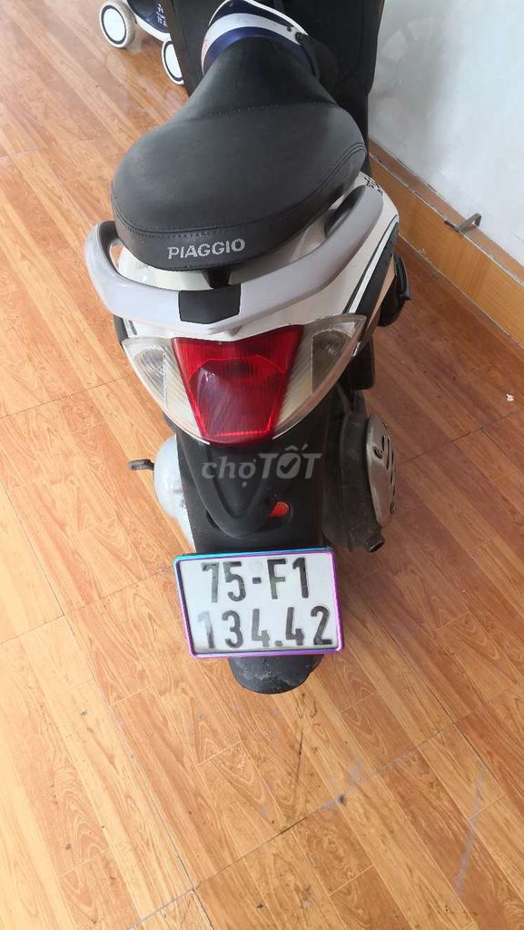 Piaggio Liberty Trắng đã qua sử dụng. Mua bán Xe máy tại Thị xã Hương Trà Thừa Thiên Huế được đăng bởi Xa Cáck Xa hình 5