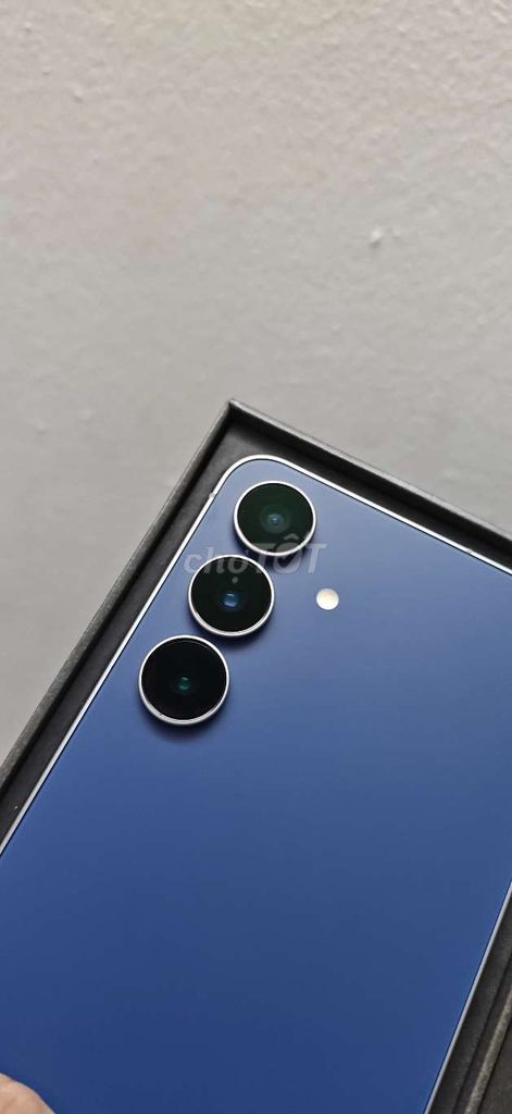 Samsung S25FE 256GB Xanh Android 16. Mua bán Điện thoại tại Quận Đống Đa Hà Nội được đăng bởi Xuân Dương hình 1