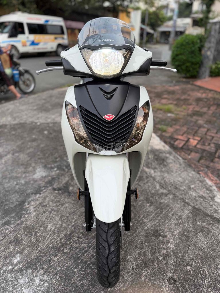 Sh ý sm105 phuộc ohlins, đồng hồ kosso. Mua bán Xe máy tại Quận 6 Tp Hồ Chí Minh được đăng bởi Gia Phúc hình 4