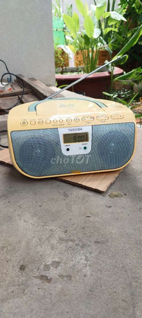 Đài radio Toshiba Vàng kem phát CD, MP3. Mua bán Tivi, Âm thanh tại Huyện Lai Vung Đồng Tháp được đăng bởi Trương Văn Tiền hình 1