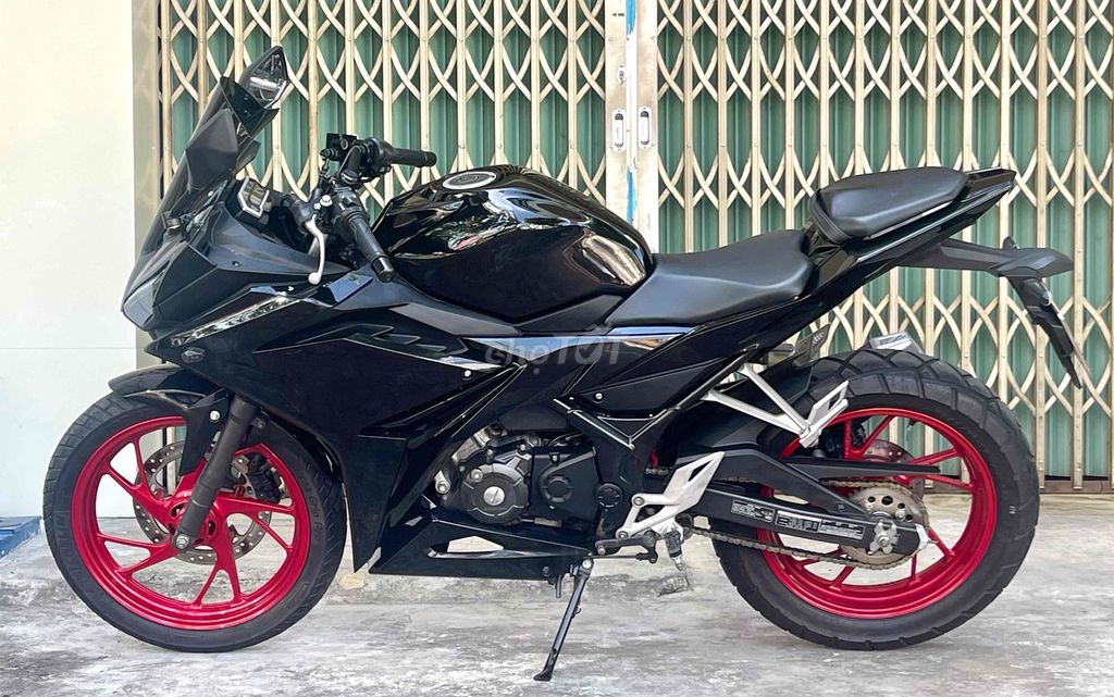 Honda CBR 150R 2018. Mua bán Xe máy tại Thành phố Vũng Tàu Bà Rịa - Vũng Tàu được đăng bởi Cao Trí hình 10