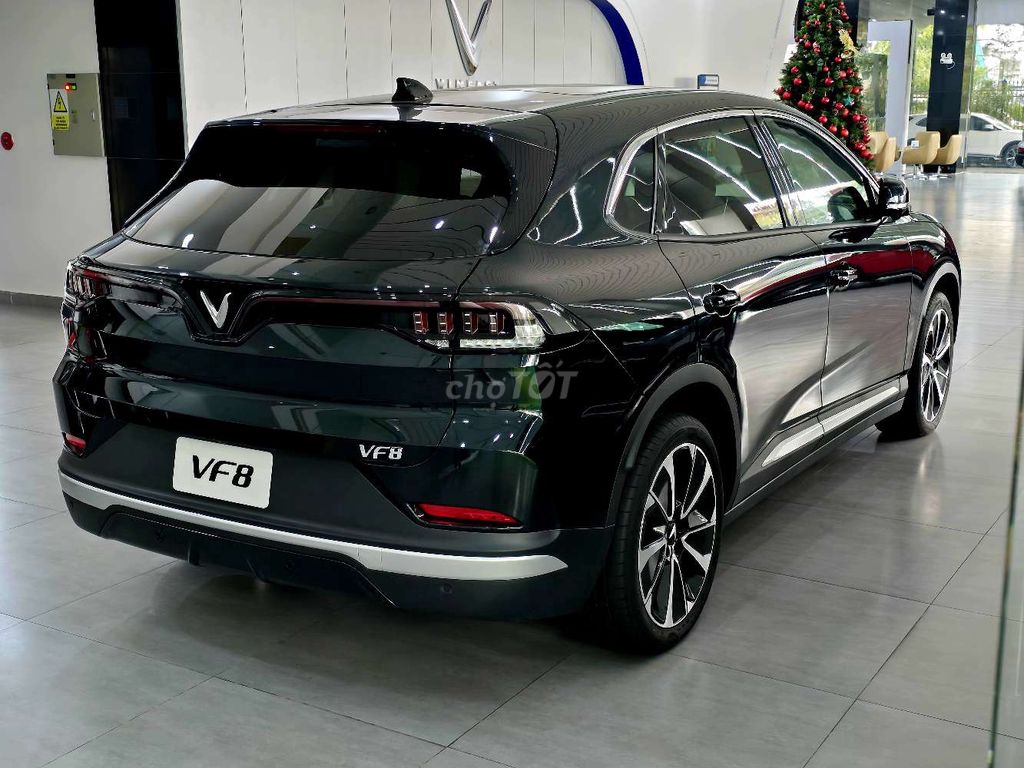 XẢ KHO VF8-VF9 PLUS CAO CẤP NHẤT 2025 MỚI 100%. Mua bán Ô tô tại Quận Bình Tân Tp Hồ Chí Minh được đăng bởi Lê Phát hình 4