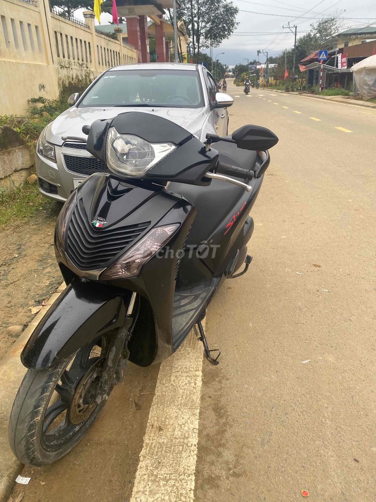 Honda SH 125i 2014 Đen. Mua bán Xe máy tại Huyện Nam Đông Thừa Thiên Huế được đăng bởi Kha hình 3