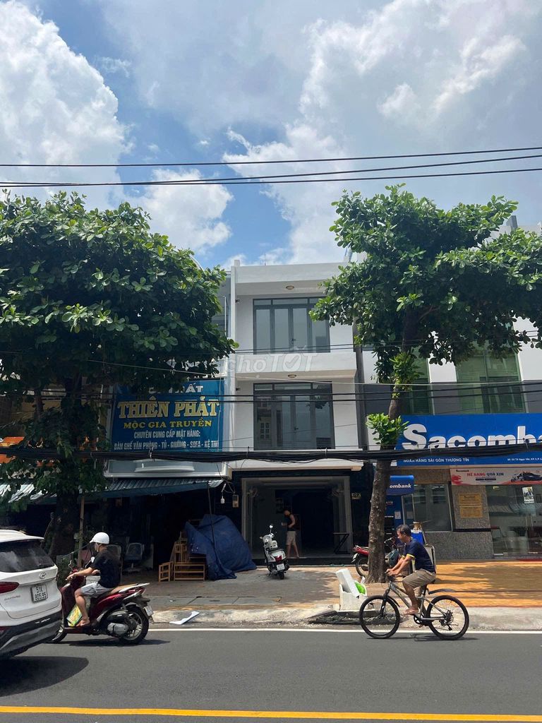 Bán nhà mặt tiền đường Tô Ngọc Vân, Thủ Đức. Mua bán Văn phòng, Mặt bằng kinh doanh tại Thành phố Thủ Đức Tp Hồ Chí Minh được đăng bởi Đan Đan hình 3