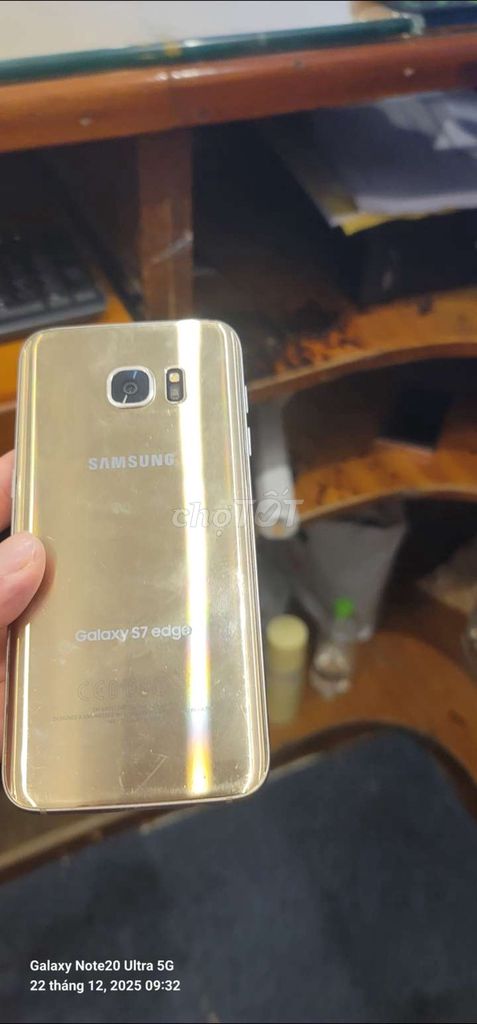 Samsung Galaxy S7 Edge Vàng. Mua bán Điện thoại tại Quận Hoàn Kiếm Hà Nội được đăng bởi trần bảo đại hình 1
