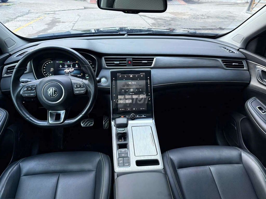 RX5 LUXURY - ƯU ĐÃI 200TR - NHẬN XE CHỈ TỪ 120TR. Mua bán Ô tô tại Quận Đống Đa Hà Nội được đăng bởi Dũng HaiHai hình 4