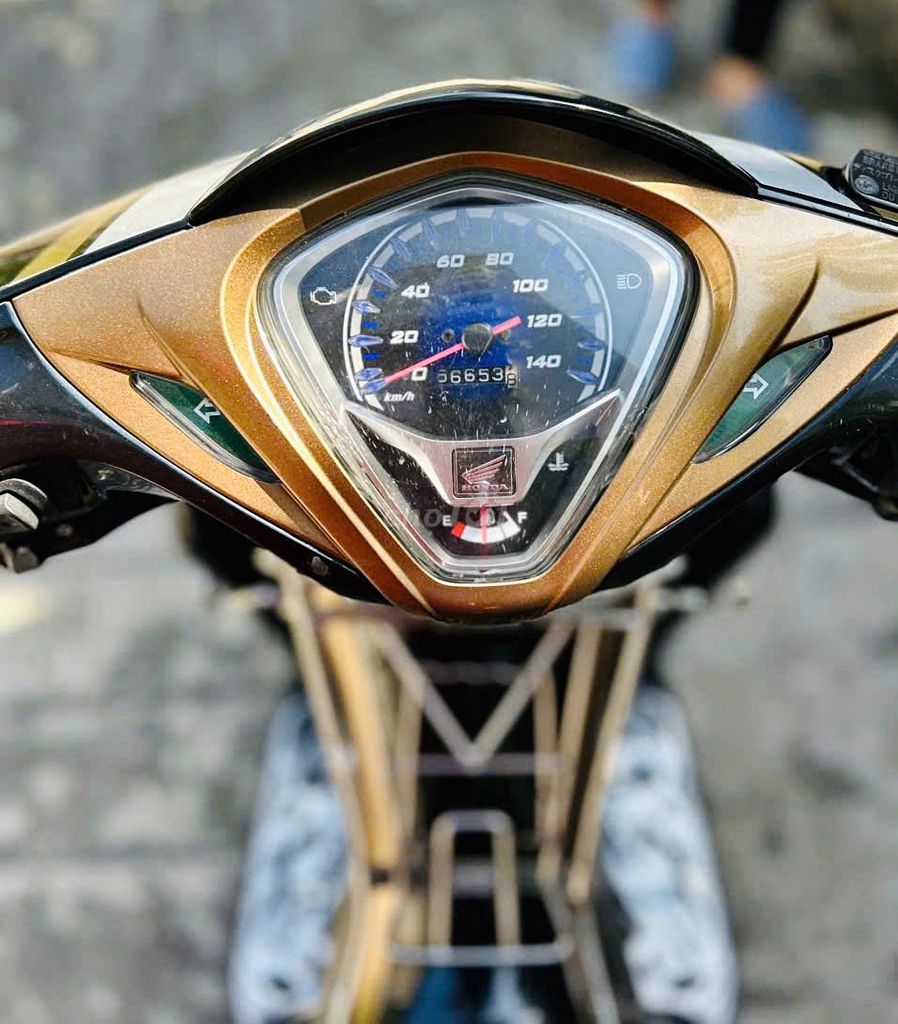 Dư xe AB 2012 zin chính chủ nữ trung niên chạy kỹ. Mua bán Xe máy tại Huyện Lấp Vò Đồng Tháp được đăng bởi Ss Đỗ hình 4