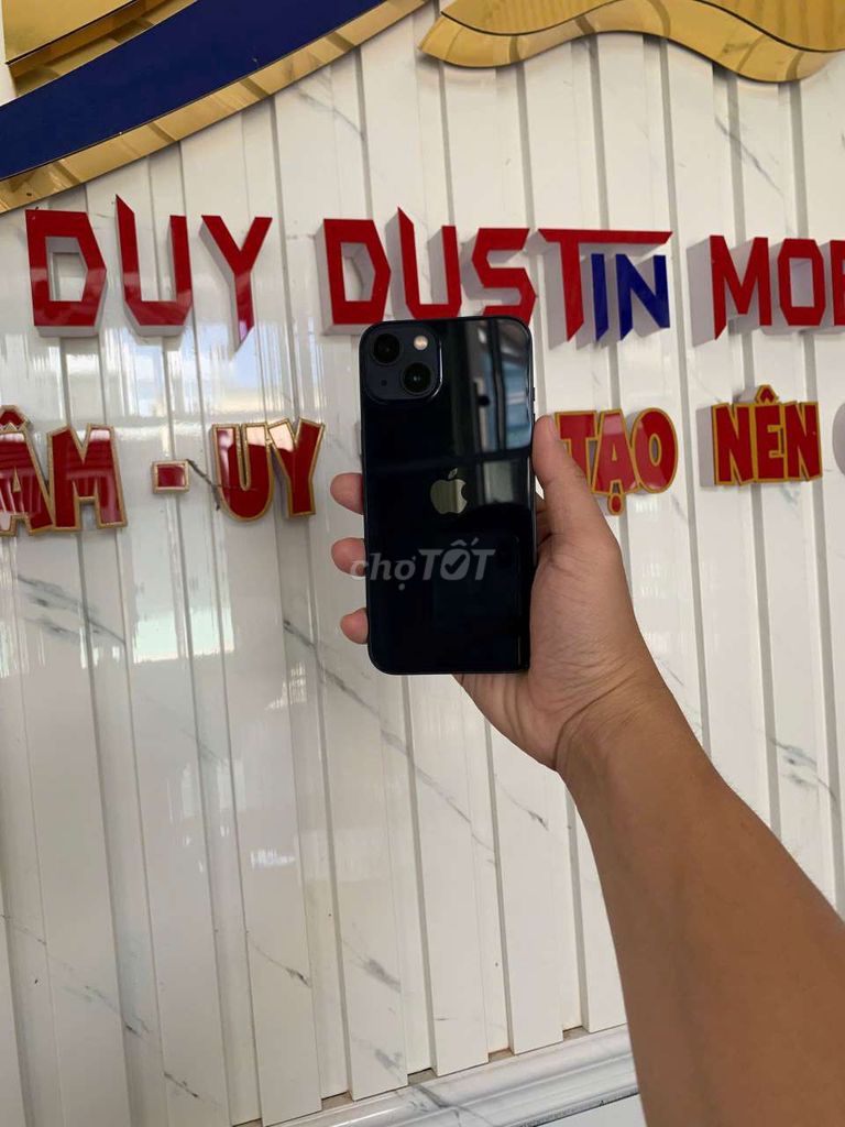 13 128GB Đen Quốc tế nguyên zin pin zin 98%,có góp. Mua bán Điện thoại tại Thành phố Cà Mau Cà Mau được đăng bởi Duy Dustin Mobile hình 1