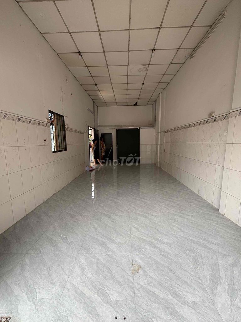 2 MT NGUYỄN VĂN LƯỢNG , 4m x 12m , TRỆT , GÁC