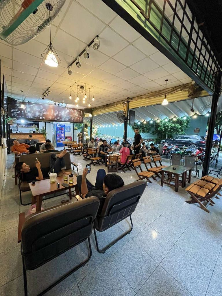 Sang quán cafe căn góc 2 mặt tiền đẹp phường 10 Quận 6