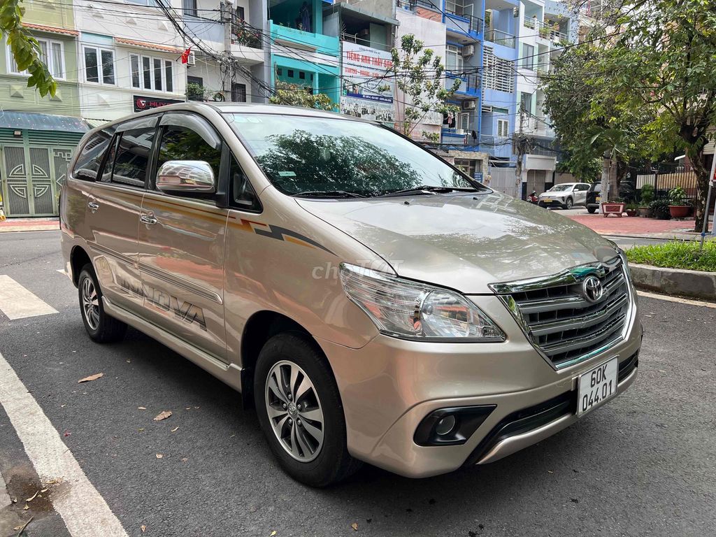 Toyota Innova 2015 - 138000 km. Mua bán Ô tô tại Quận 8 Tp Hồ Chí Minh được đăng bởi Sang giau hình 3