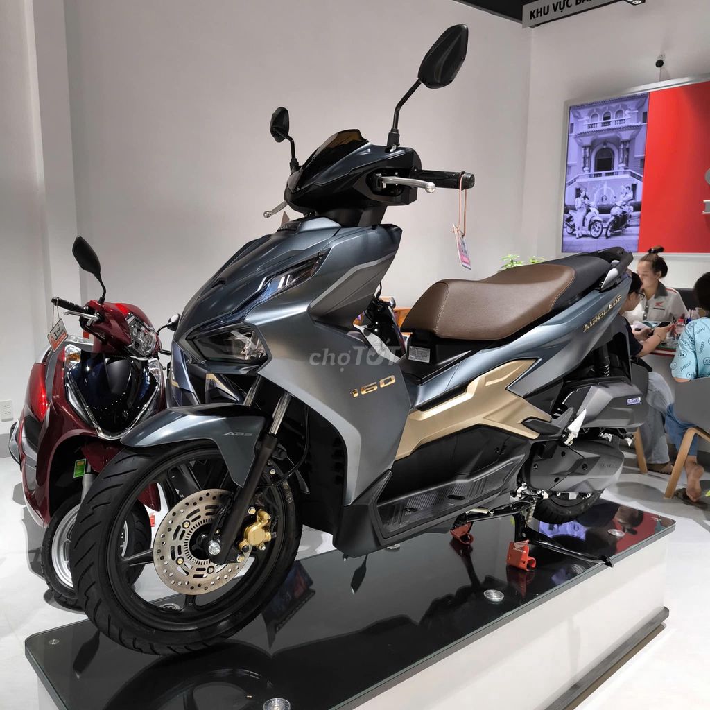 Air Blade 160cc phiên bản đặc biệt ABS_Ưu đãi tốt. Mua bán Xe máy tại Quận 10 Tp Hồ Chí Minh được đăng bởi Head Phát Tiến hình 2