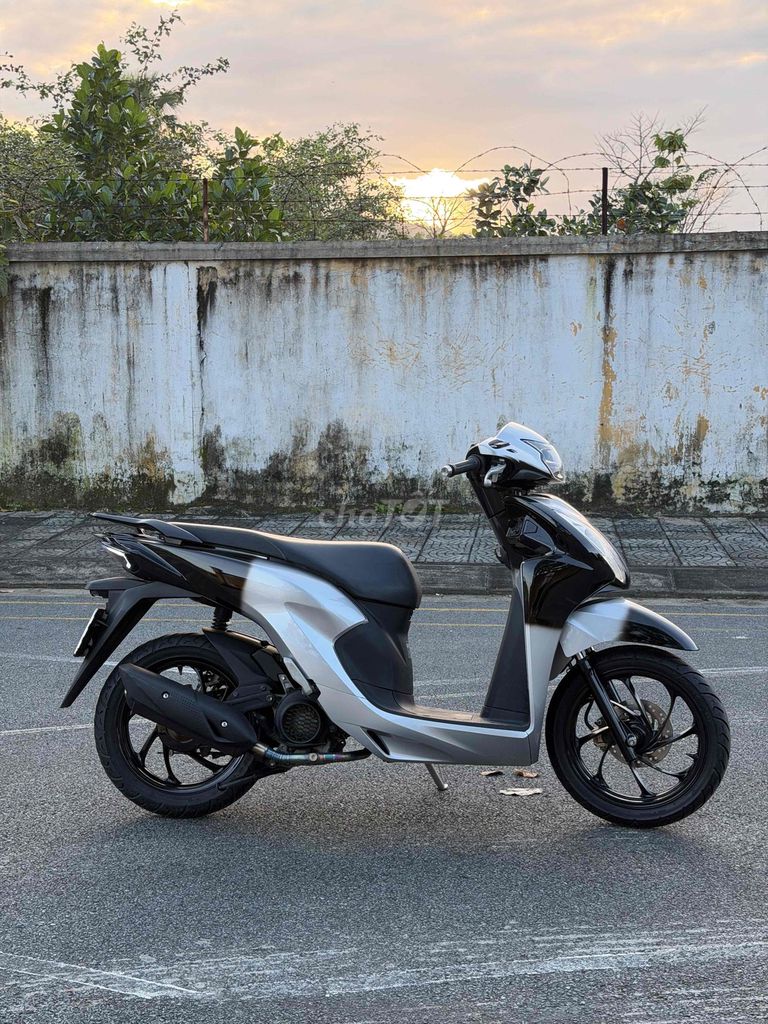 Honda Vision 2022 Đen Bạc. Mua bán Xe máy tại Quận Thanh Khê Đà Nẵng được đăng bởi Ku Tý hình 3