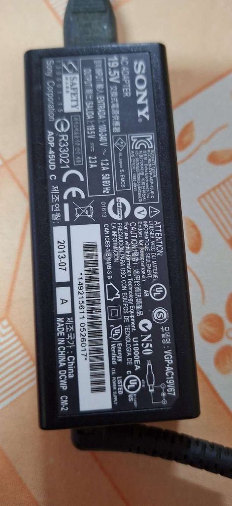 Sạc laptop Sony ADP-45UD C Đen. Mua bán Phụ kiện (Màn hình, Chuột...) tại Huyện Mỹ Tú Sóc Trăng được đăng bởi Anh hình 1