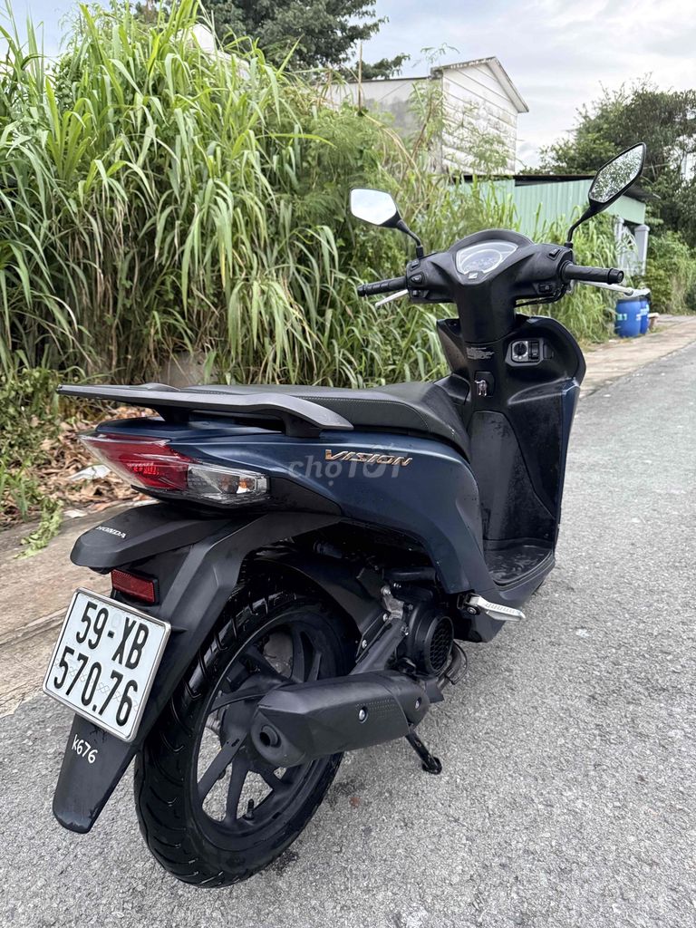 Honda Vision 2024 матовый синий 16000 км