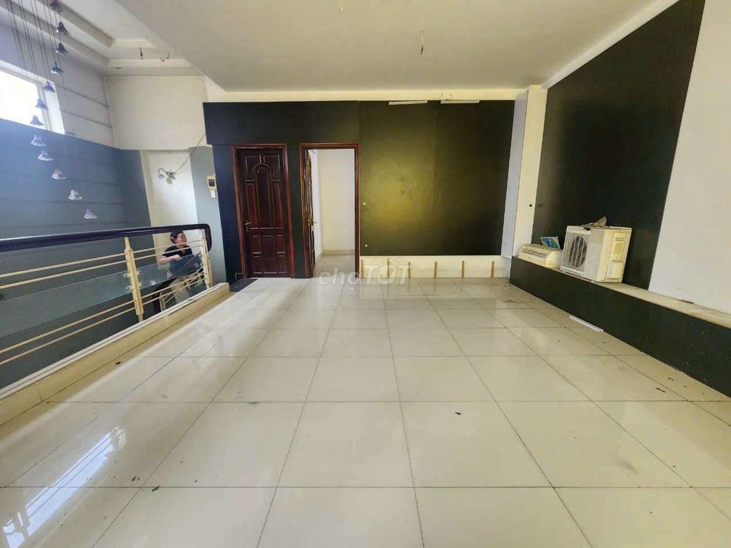 Cho thuê mặt bằng Trung Tâm Đại Lộ Bình Dương, Thủ Dầu Một. Cho thuê văn phòng, mặt bằng kinh doanh tại Thành phố Thủ Dầu Một Bình Dương được đăng bởi Phùng Huy Lâm hình 2