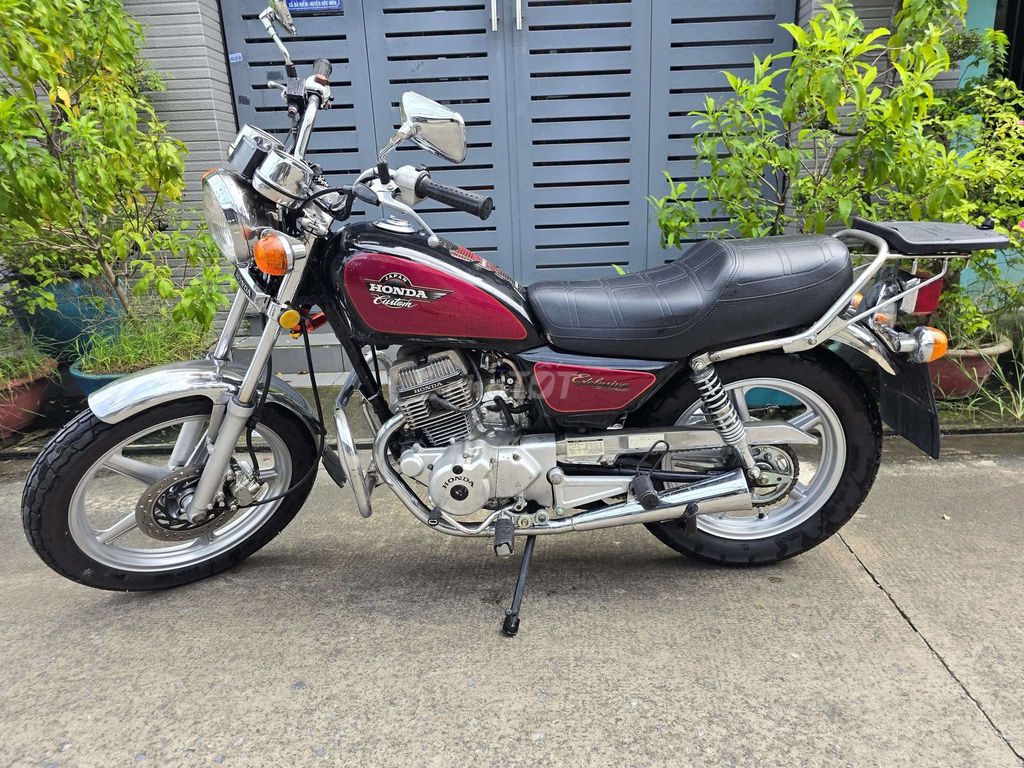 CUSTOM 125,HonDa Nhật Đklđ 1997.BSTP,Chính chủ. Mua bán Xe máy tại Huyện Hóc Môn Tp Hồ Chí Minh được đăng bởi                    CẦM ĐỒ TÍN PHÁT hình 1
