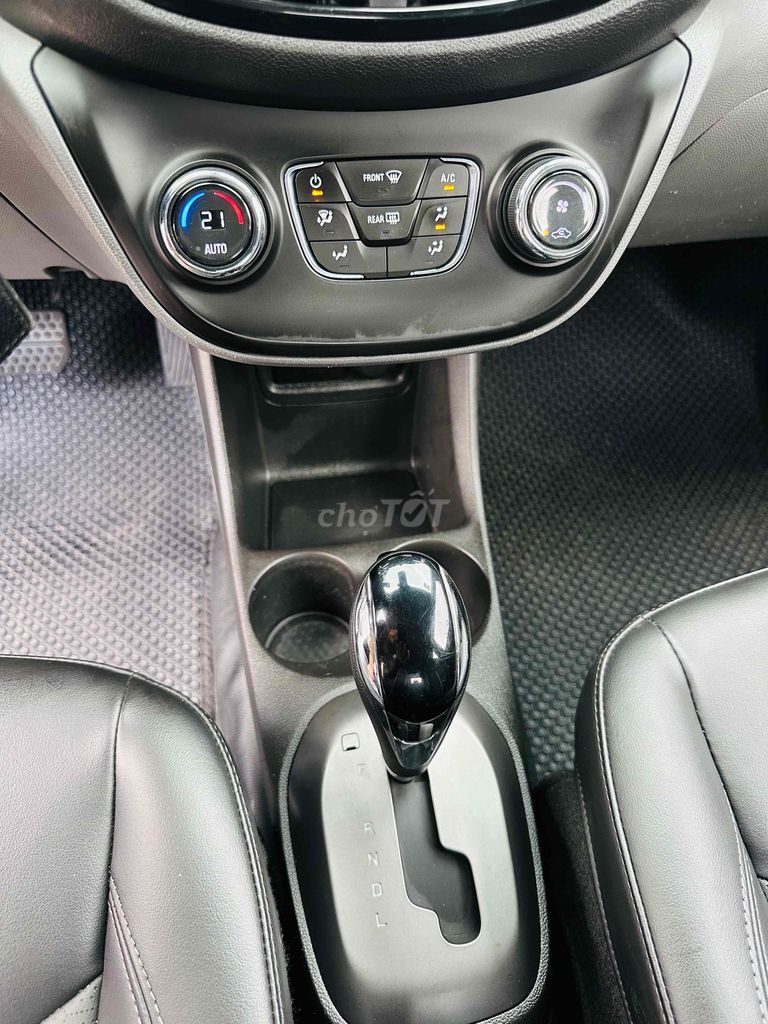 VinFast Fadil 2019 1.4 AT Premium. Mua bán Ô tô tại Huyện Sóc Sơn Hà Nội được đăng bởi AUTO VĨNH CƯỜNG hình 7