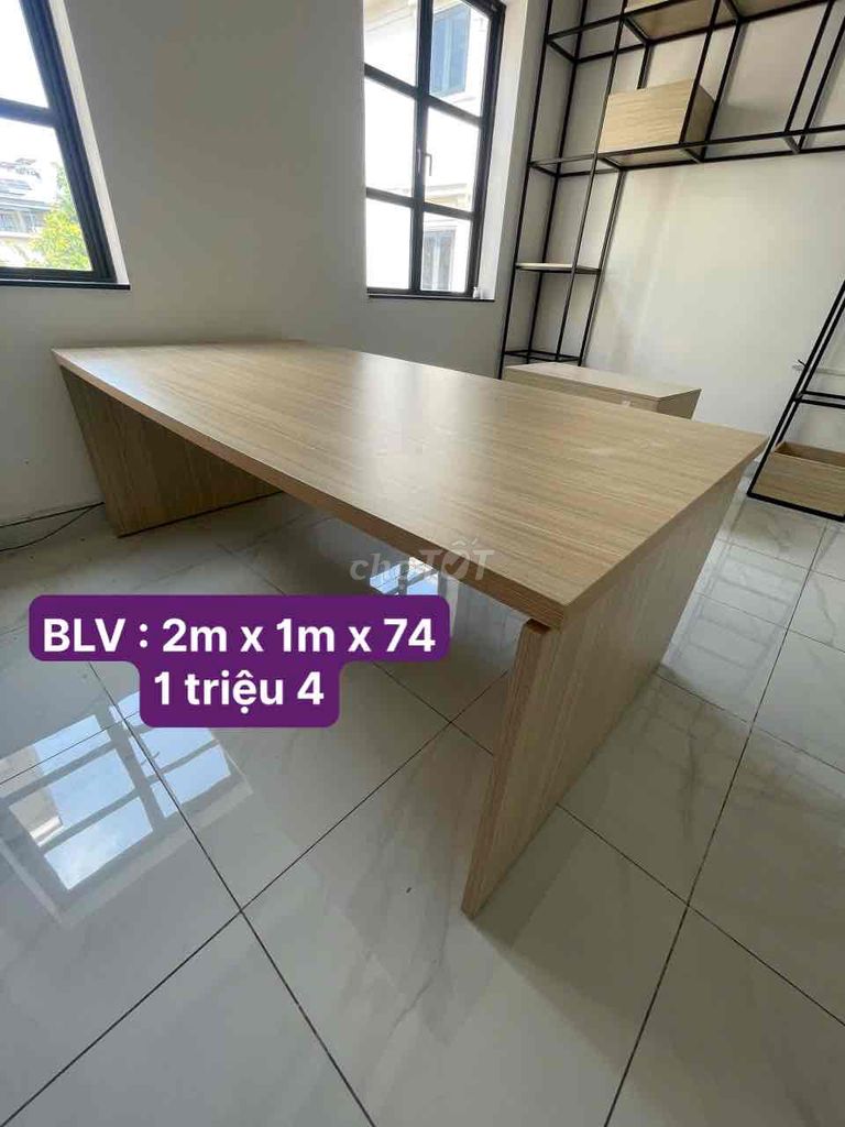 thanh lý bàn làm việc full gỗ cn 2m