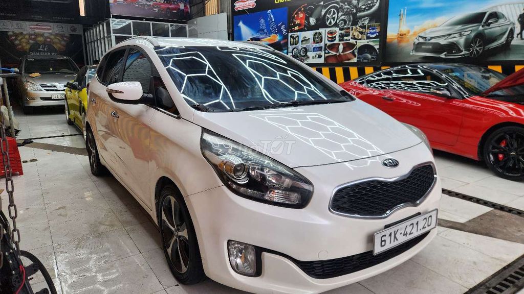 Kia Rondo dklb 2016, số tự động, xe gia đình. Mua bán Ô tô tại Thành phố Thủ Dầu Một Bình Dương được đăng bởi Nguyễn Gia Bình Dương hình 3