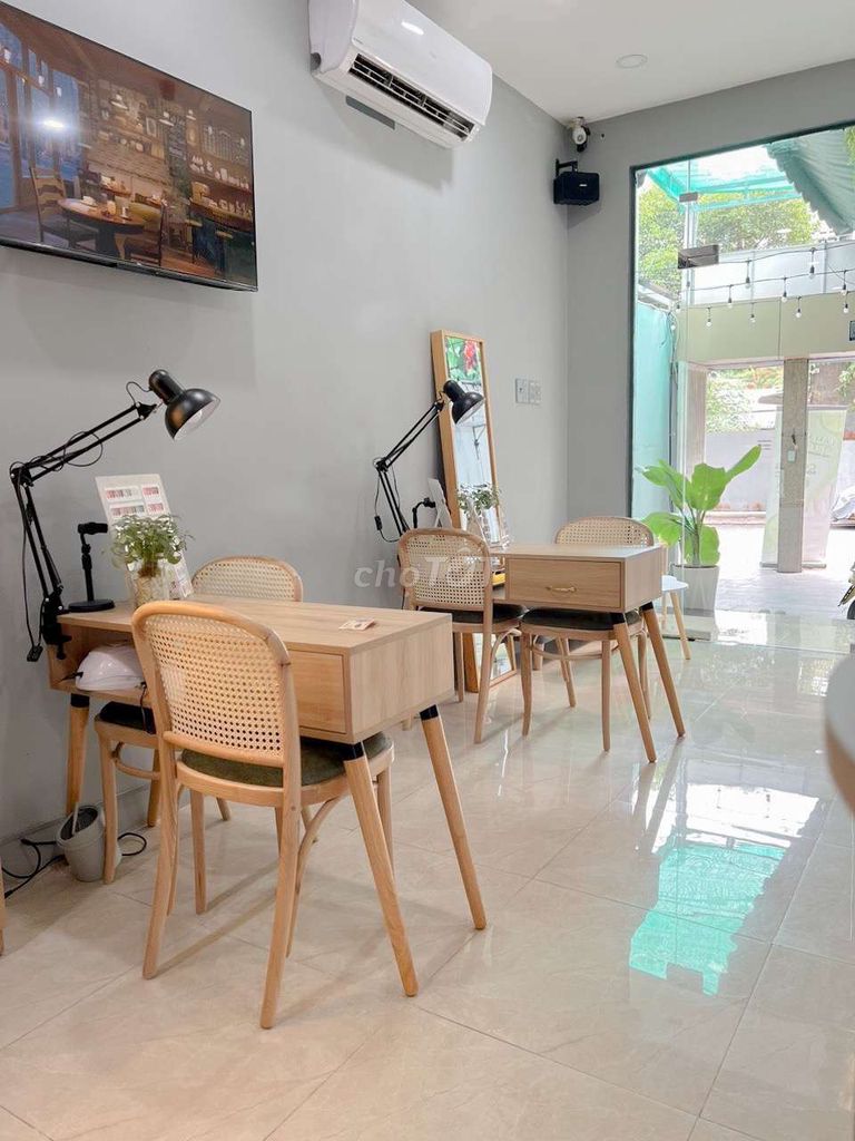 Sang lại tiệm nails 60m2