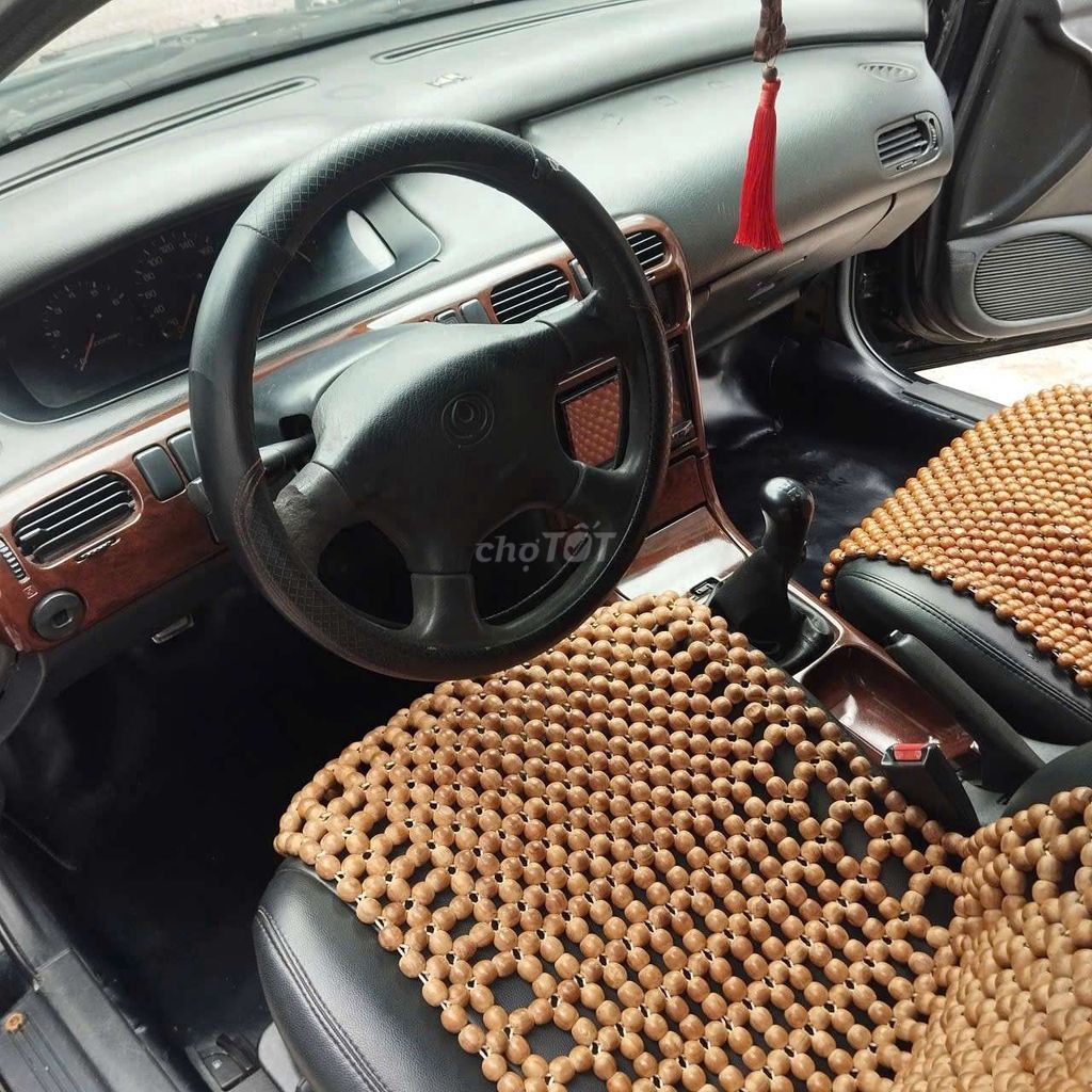 Mazda 626 седан 4 места черный