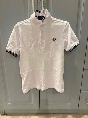 Áo Polo Fred Perry size S âu like new như mới.. Mua bán Quần áo tại Quận Hải An Hải Phòng được đăng bởi Phạm Ngọc Tùng