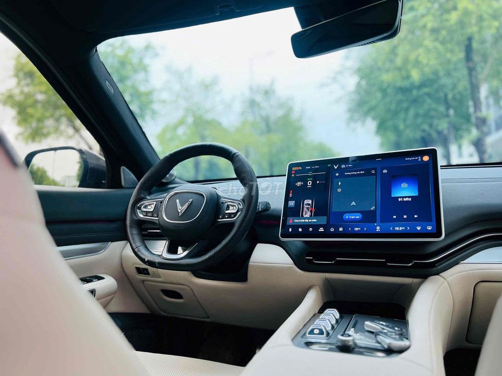 Vinfast VF9 Plus 2023 Xám Thuê Pin Tiên Phong. Mua bán Ô tô tại Quận Thanh Xuân Hà Nội được đăng bởi Cường Auto 266 hình 8