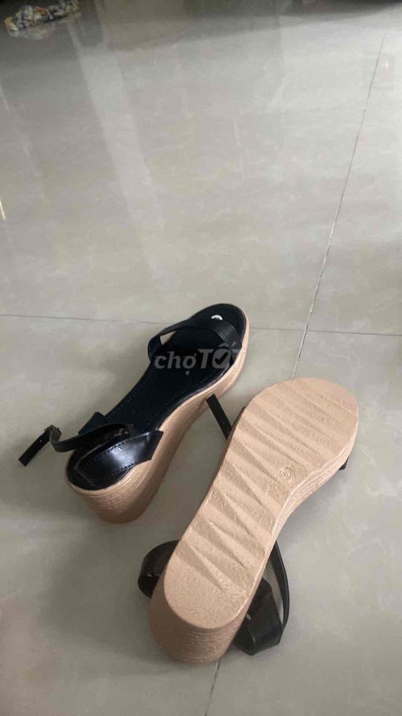 sale giầy sandan nữ size 38