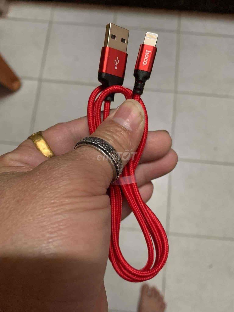 Dây sạc cho iphone hiệu HOCO. Mua bán Phụ kiện (Màn hình, Chuột...) tại Quận 5 Tp Hồ Chí Minh được đăng bởi Lý Vinh hình 1
