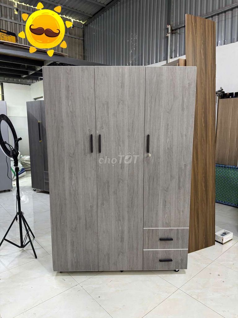Tủ quần áo 3 cánh 180x120. Mua bán Tủ, kệ gia đình tại Quận Bình Thạnh Tp Hồ Chí Minh được đăng bởi Nội Thất Phúc Trường An hình 1