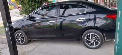 Toyota Vios 2022 Số sàn màu Đen