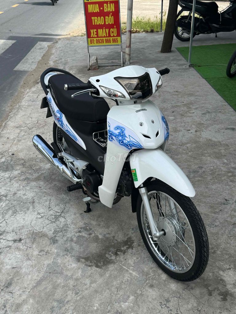 WAVE 50cc Trắng Đi 700km. Mua bán Xe máy tại Huyện Thới Lai Cần Thơ được đăng bởi XE MÁY QUAN QUÂN hình 1