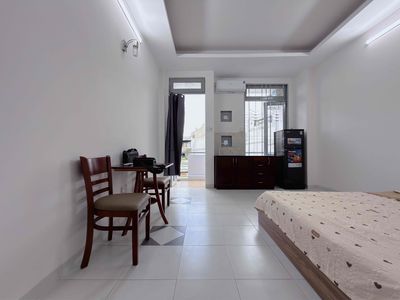 MÌNH KHAI TRƯƠNG 5PHÒNG STUDIO FULL NỘI THẤT BAN CÔNG KẾ NGAY SÂN BAY