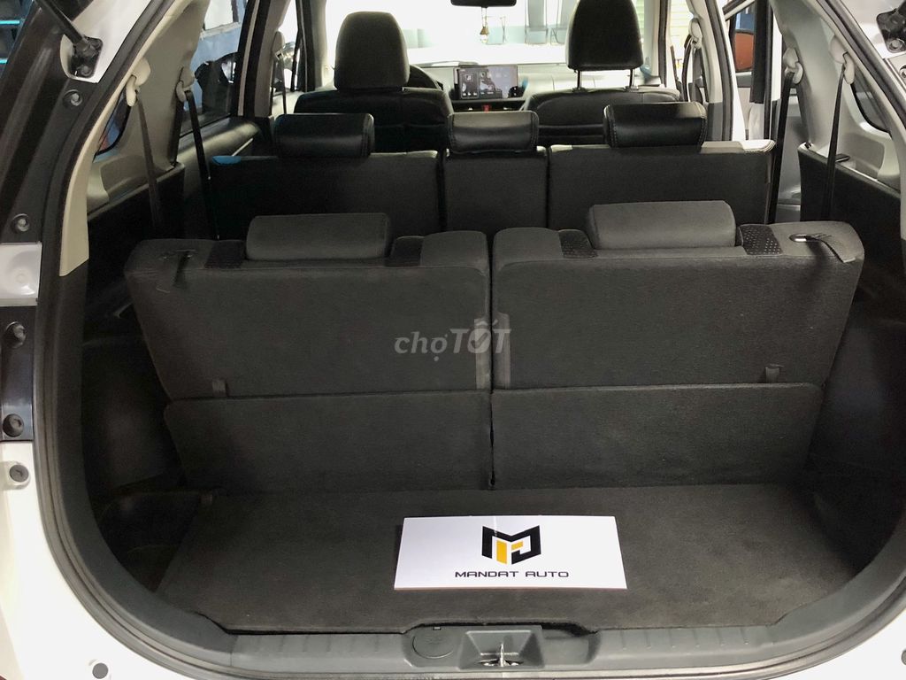 Toyota Veloz Cross 2022 CVT Top - 60000 km. Mua bán Ô tô tại Huyện Hóc Môn Tp Hồ Chí Minh được đăng bởi Kavin tran hình 9