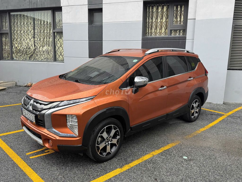 Mitsubishi Xpander Cross 2020 AT - 180000 km. Mua bán Ô tô tại Quận Ngô Quyền Hải Phòng được đăng bởi Tùng Nguyễn hình 1