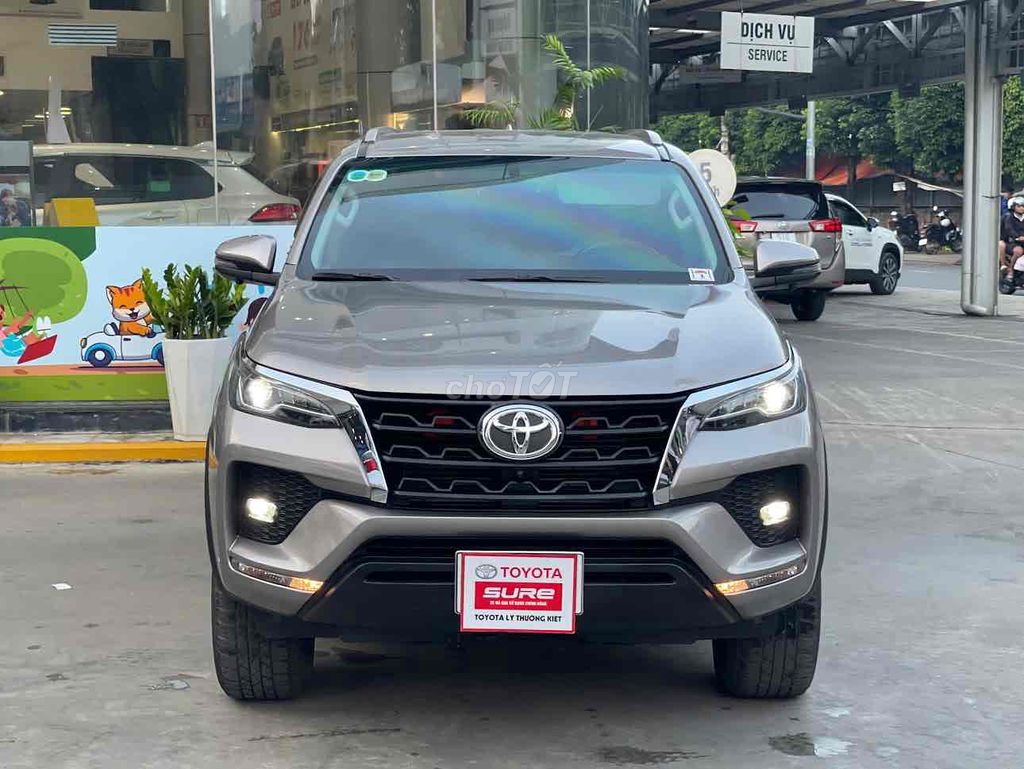 Toyota Fortuner 2.4AT 2022 TẶNG 100% Giảm lộc