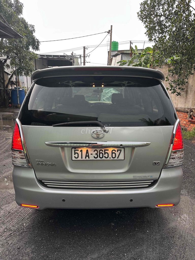 Toyota Innova 2008 Версия V Автомат 228 млн
