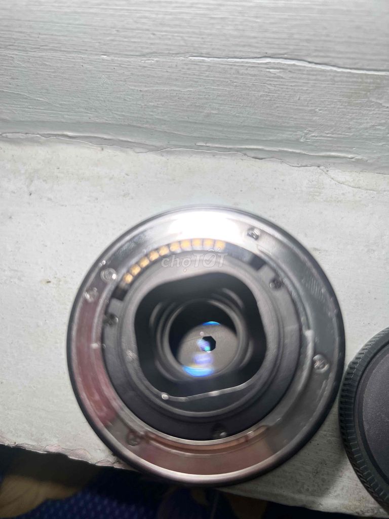 Ống kính Sony SEL 35mm f1.8 Đen. Mua bán Máy ảnh, Máy quay tại Thành phố Thủ Dầu Một Bình Dương được đăng bởi phuong hình 1