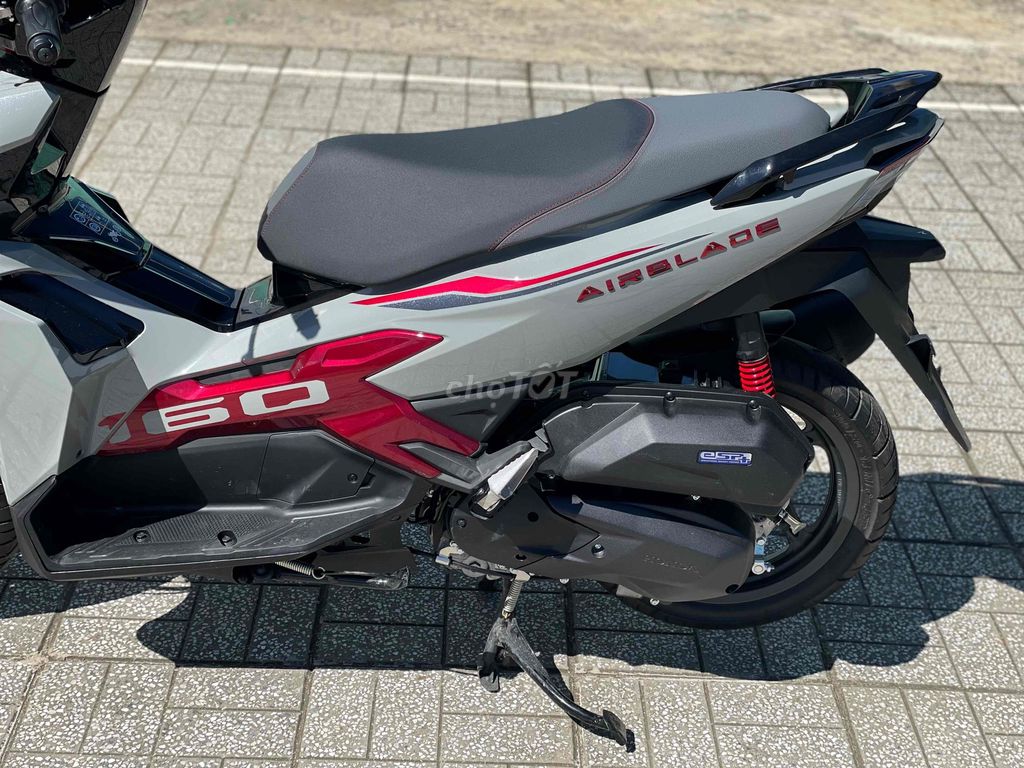 Airblade 160 ABS siêu lướt 170km. Mua bán Xe máy tại Huyện Đức Trọng Lâm Đồng được đăng bởi thien le hình 3