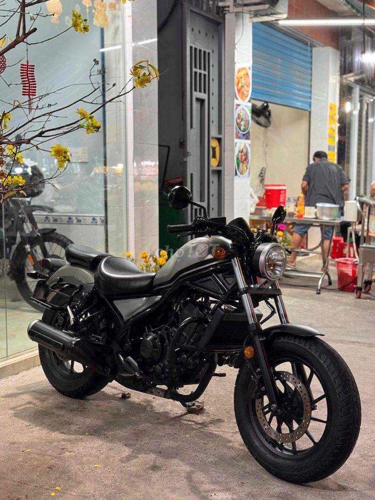 Cần bán Honda Rebel 300 ABS 2019 Biển SG 9 chủ