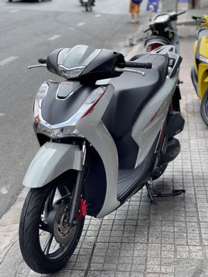 Bán xe sh 2025 125i abs xám. Mua bán Xe máy tại Quận Hai Bà Trưng Hà Nội được đăng bởi Nguyễn Thanh Sơn