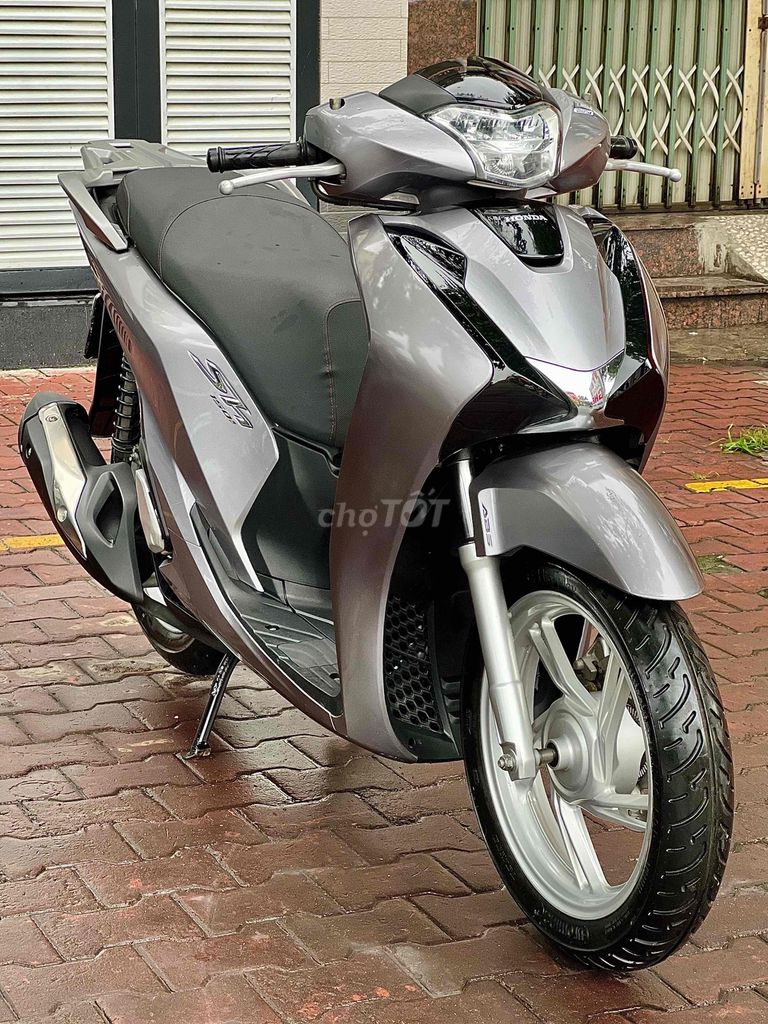 [GÓP DC GIỮ CAVET] SH 150 ABS 2017, odo 38k km.. Mua bán Xe máy tại Quận 12 Tp Hồ Chí Minh được đăng bởi Bùi văn hiếu hình 2